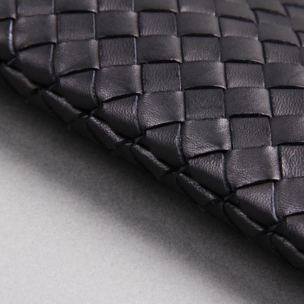 ボッテガヴェネタバッグ着用イメージ